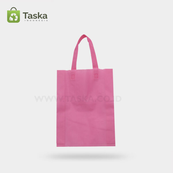 Tas Press Spunbond Handle – Pink 25×35 Cm – Sisi Depan